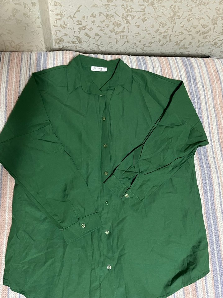 Düğmeli Yeşil Kadın Gömlek - Görsel 2