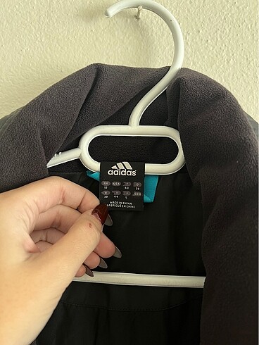m Beden Adidas yelek