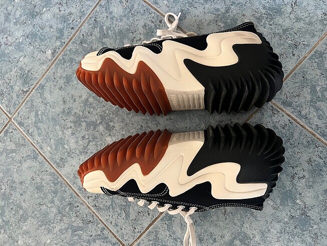 38 Beden Converse Kadın Spor Ayakkabı