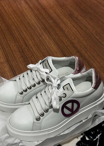 Valentino orjinal ayakkabı - Görsel 4