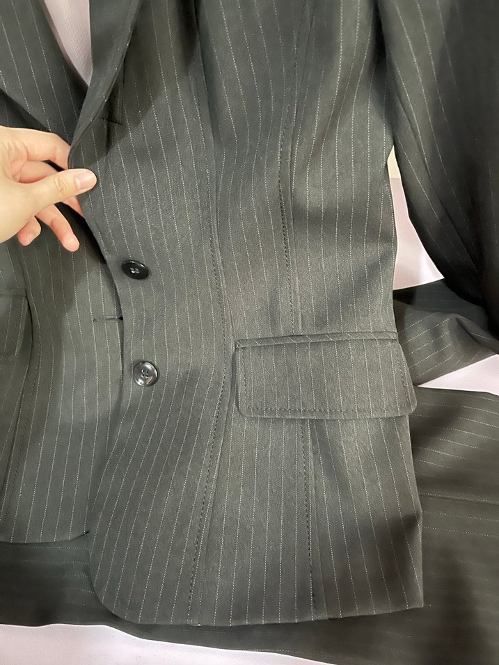 Kadın Gri Çizgili Regular Fit Kumaş Pantolon - Görsel 3