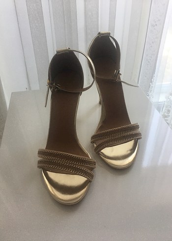 Bej Deri Stiletto Topuklu Kadın Ayakkabı - Görsel 4