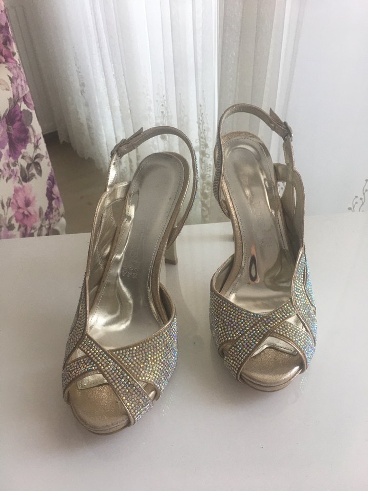 Bej Parlak Taşlı Stiletto Kadın Abiye Ayakkabı - Görsel 2