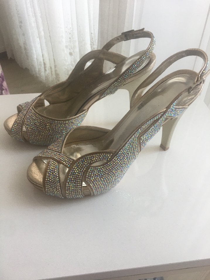 Bej Parlak Taşlı Stiletto Kadın Abiye Ayakkabı - Görsel 3