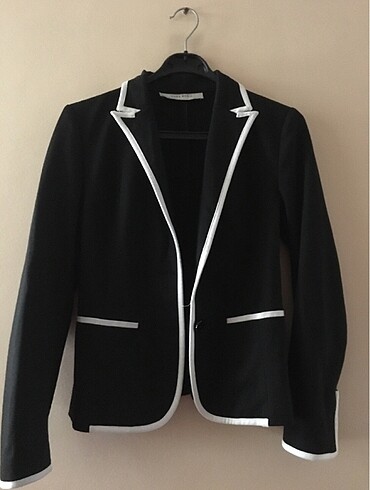 ZARA Kısa Blazer