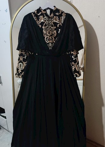 Nakışlı Siyah Uzun Gotik Abiye Elbise