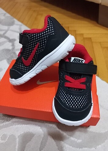 Nike bebek spor ayakkabısı