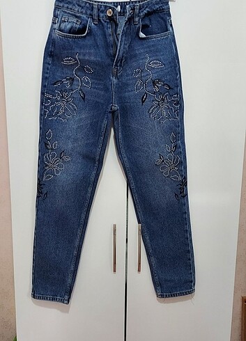 KOTON TAŞLI MOM JEAN