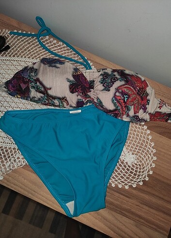 m Beden mavi Renk Mavi Çiçekli Bikini