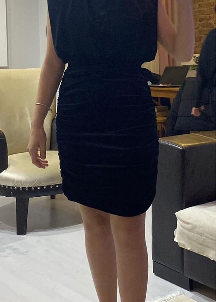 Siyah kadife elbise - Görsel 2