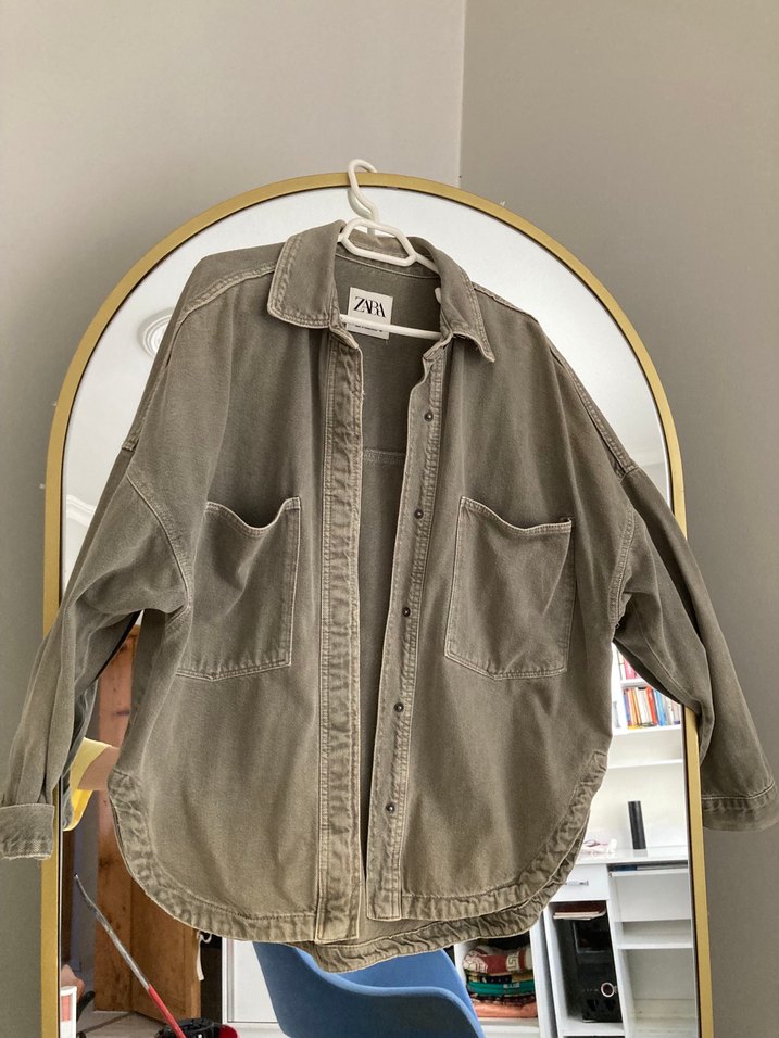 Zara Kadın Düğmeli Kot Gömlek - Görsel 2