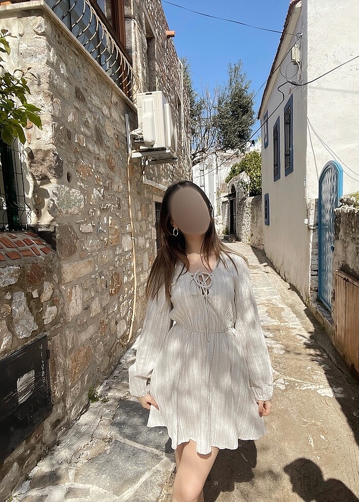 Bej çizgili elbise - Görsel 1