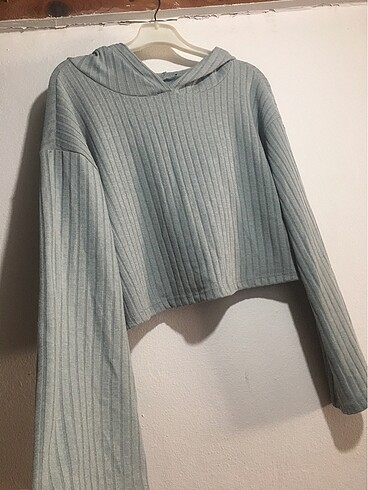 m Beden Crop sweat