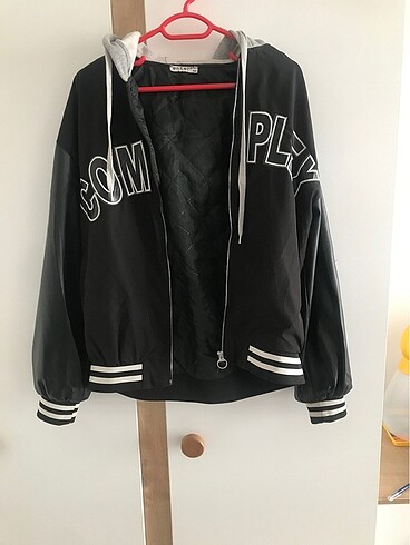 KAPİŞNLU DERİ KOL DETAYLI OVERSİZE CEKET - Görsel 7