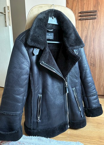 Stradivarius Stradivarius Suni Kürklü Kısa Denim Ceket