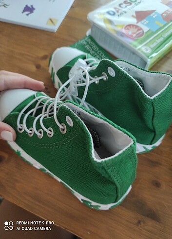 Benetton Benetton Converse 27 numara sıfır etiketli 