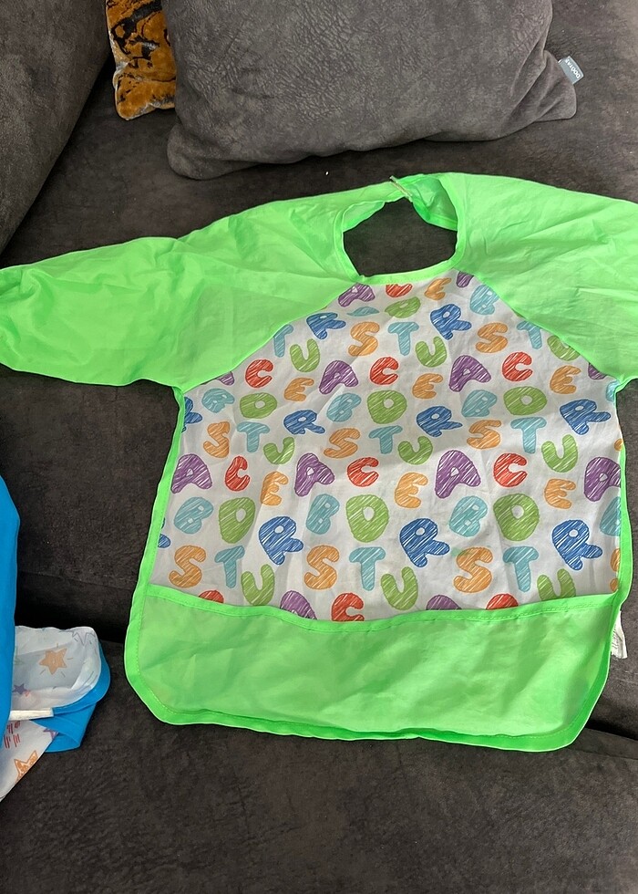 Çok amaçlı önlük  e bebek ürünüdür - Görsel 3