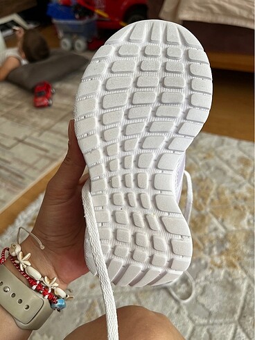 28 Beden beyaz Renk Adidas 28 numara spor ayakkabı