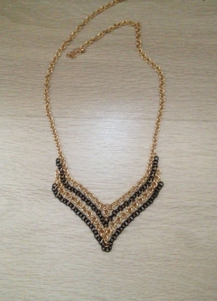 Siyah gold kolye