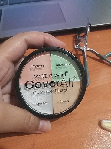 Wet n wild coverall concealer palette 