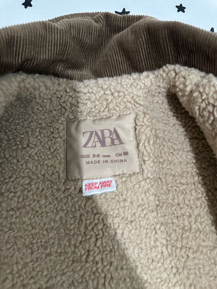 Düğmeli Yakası Kadife Erkek Çocuk Mont - Görsel 3