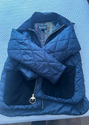 Barbour Lacivert Kapitone Mont