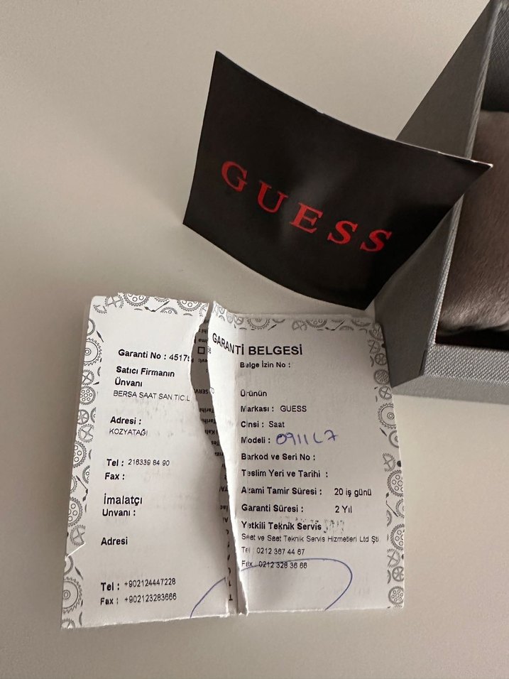 Guess Kadın Altın Renk Minimalist Saat - Görsel 3