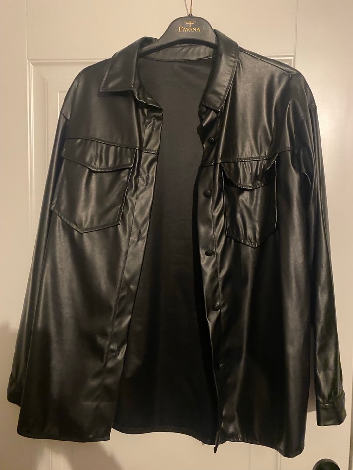 Düğmeli Siyah Deri Kadın Ceket - Görsel 2