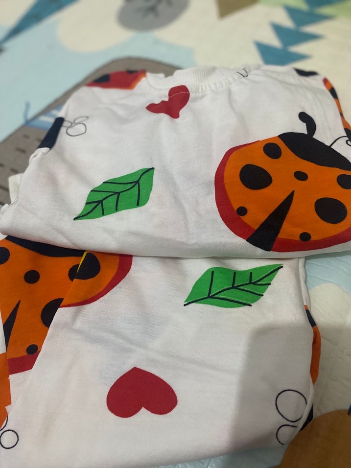 Renkli Baskılı Çocuk Polar Pijama Takımı - Görsel 3