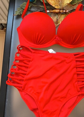 s Beden kırmızı Renk 75B s beden tam dolgulu yüksek bel bikini takimi