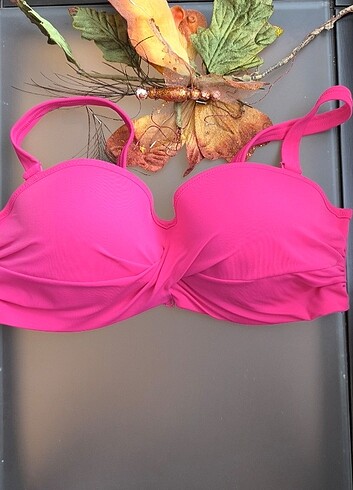 85C tiwist model bikini üstü balenli ürün 