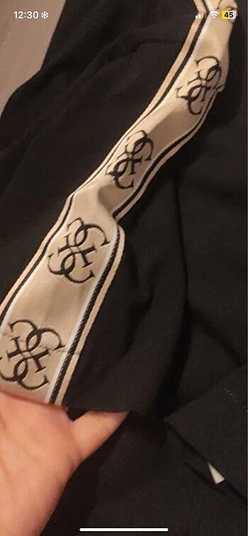 m Beden siyah Renk Guess kadın tshirt
