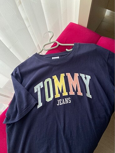 Tommy tshirt unisex