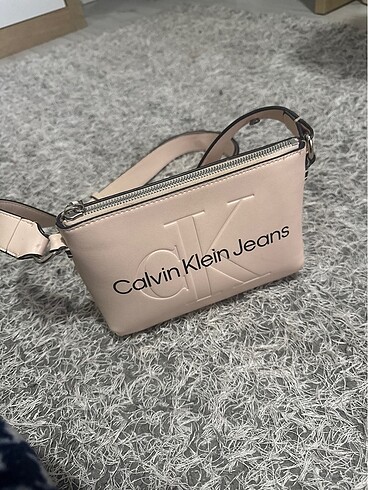 calvin klein çanta