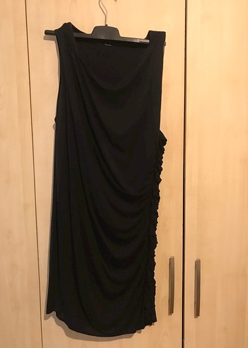 Siyah Drapeli Uzun Kollarsız Gotik Elbise