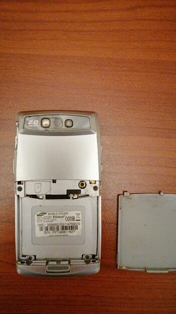 Samsung D840 model telefon  - Görsel 3