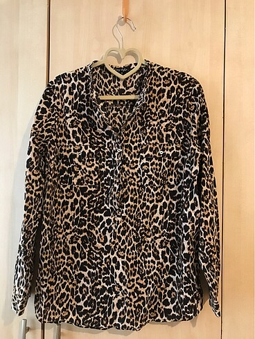 Gömlek leopar