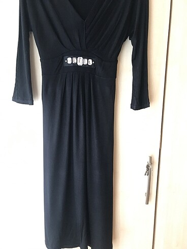 Siyah taş detay penye kumaş elbise diz altı boy - Görsel 3