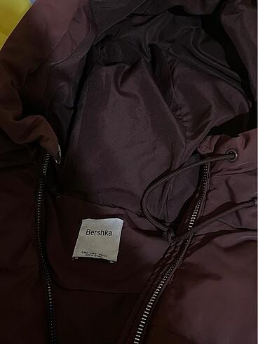 Bershka mont