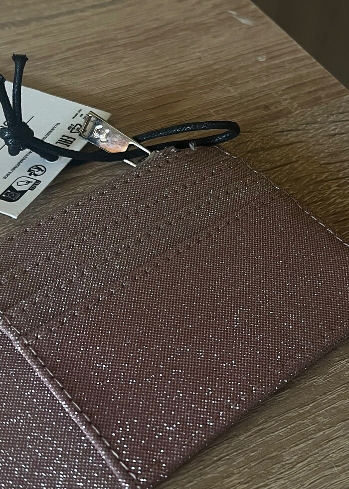 BERSHKA kartlık - Görsel 3