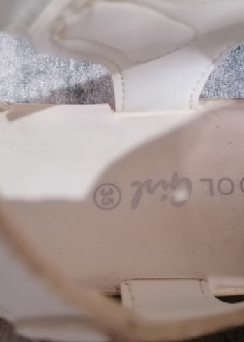 Kız Çocuk Beyaz Tokalı sandalet - Görsel 2