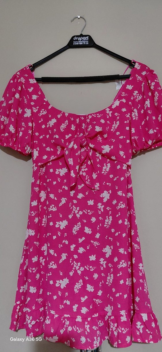 Pembe V Yaka Midi Elbise - Görsel 2