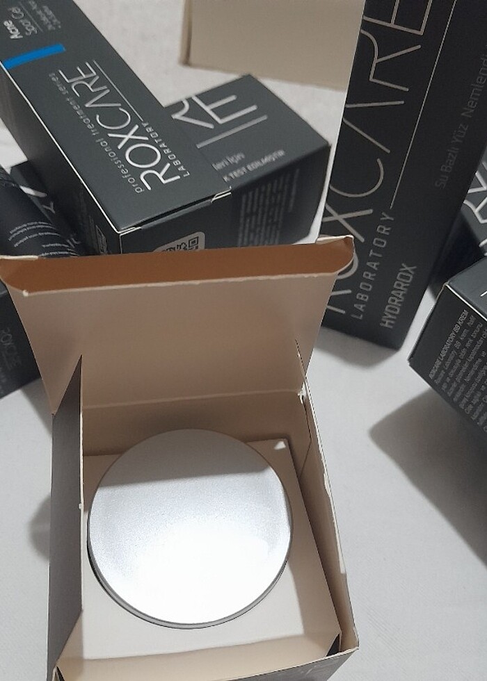 Yaşlanmaya karşıtı  bakım kremi - Görsel 3