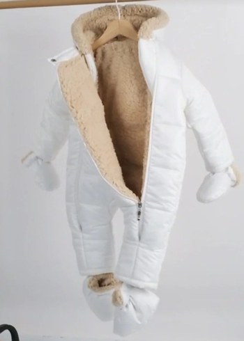 Bebek Beyaz Kapüşonlu Tulum - Görsel 4