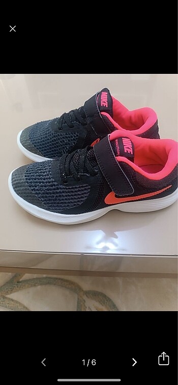 Nike kız çocuk ayakkabı