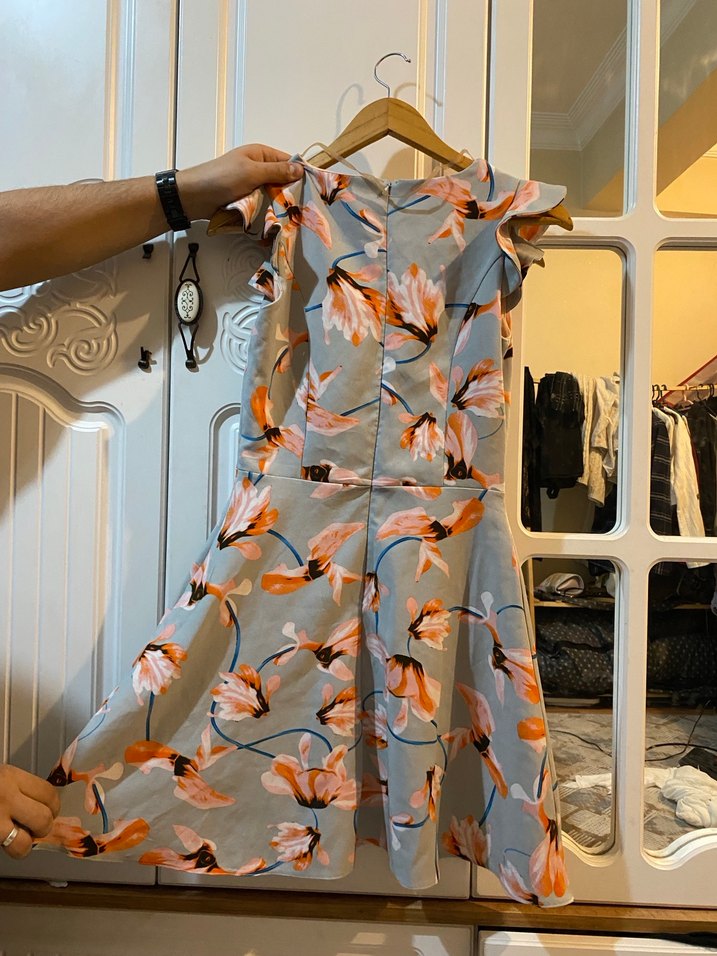 Çiçek Desenli V Yaka Midi Elbise - Görsel 2