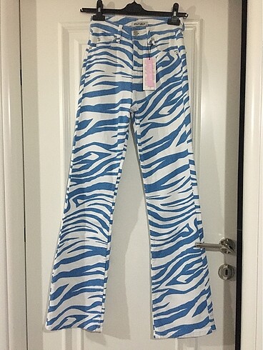 Zebra desenli jean