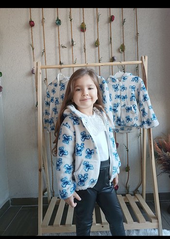 Mavi Ayıcık Desenli Kapüşonlu Çocuk Montu - Görsel 3