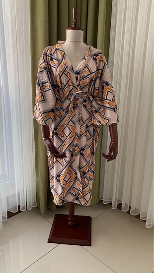 Desenli kimono