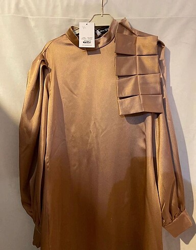 Saten abiye elbise - Görsel 3